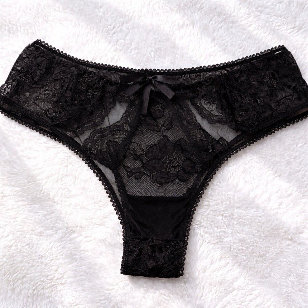 Victoria Super Sexy New Without Tags Black Lace Panties Size Large